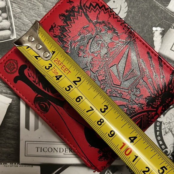 ☠️⚫️☠️•VOLCOM x Artist x Michael J. Zepeda•⚫️☠️⚫️ - Picture 8 of 16